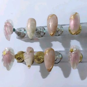 Press On Nails (Princess Pearl)
