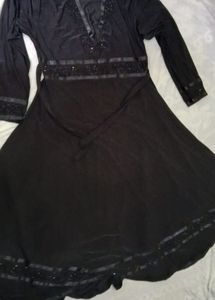 Dubai Important Abaya U.A.E