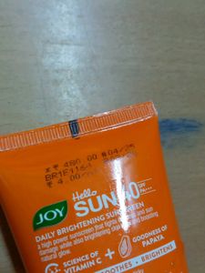 JOY Hello SUN SPF 40 Sunscreen