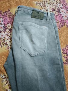Men&#39;s Jeans