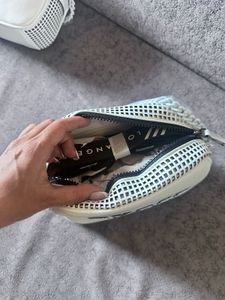 Guess Los Angeles Pouch