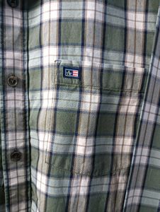 Arrow Plaid Casual Shirt