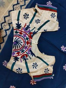kashmeri embroidery work saree with blouse
