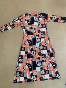 Geometric Floral Printed Kurti – Multicolor