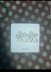 Jewelsmars Flower Earrings