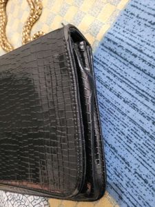 Chic Black Crossbody Bag