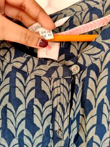 Navy Blue &amp; Green Kurta