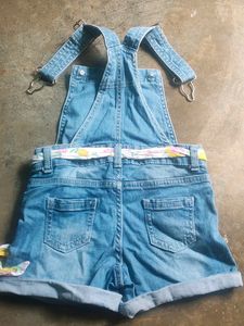 Dungri Jeans Short For Girl
