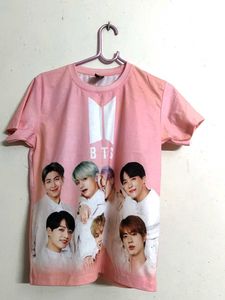 NEW BTS ARMY KPOP TSHIRT 🩷