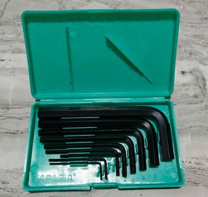 Combo of Allen key &amp; Plier