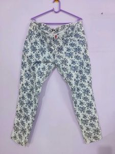 Blue/White Printed Jeans