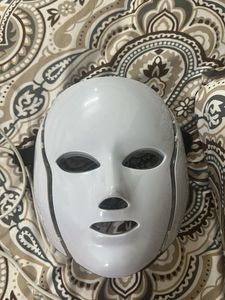 LED Light Therapy Mask