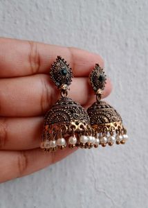 Jhumkas