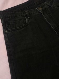 Black Wide Leg Cropped Jeans