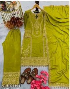 Beautiful 🥰 Dress Suits