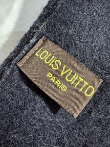 Louis Vuitton Scarf Super Soft And Warm 😍