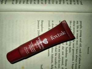 Foxtale Brightening Lipbalm SPF30