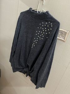 ZARA sweatshirt Top