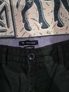 Men&#39;s Jeans &amp; Pants (2 Pairs)