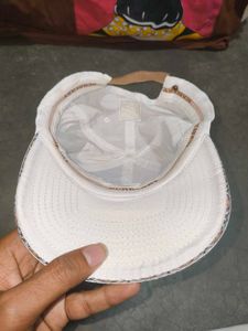 🔥 Stylish Burberry-Inspired White Cap