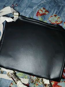 Aunn Bags Black &amp; White Satchel