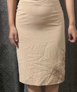 beige office skirt