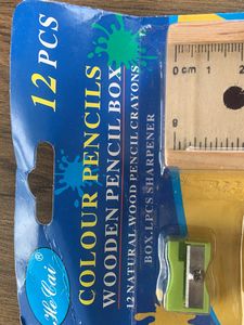 12 Wodden Colour Pencils Set