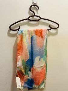 Colorful MAX Scarf