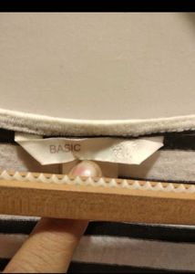 H&amp;M Striped  Mini Dress With Pockets And Slit