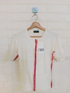 T-shirt with Red Detail