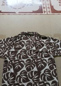 Brown &amp; White Leaf Print Shirt
