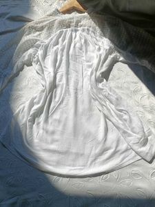 H&amp;M White Diamond Pattern Top
