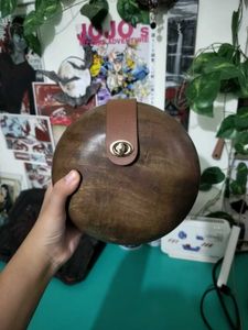 Zara basic wooden sling bag