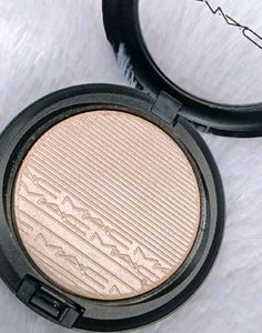 Mac Highlighter ♥️💕