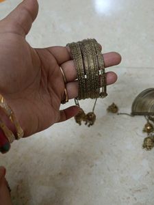Metal Bangles Free Size