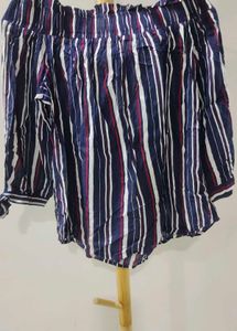 Off shoulder Striped Top