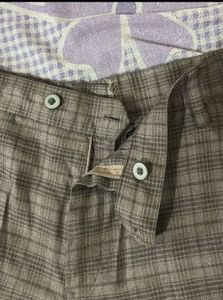 Men’s straight fit Checked Trousers – Casual