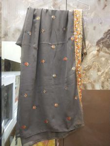 Embroidered kurta set