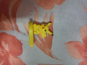 Pikachu Whistle & Avenger Flash Decor