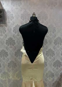 Elegant Black Lace Evening Gown