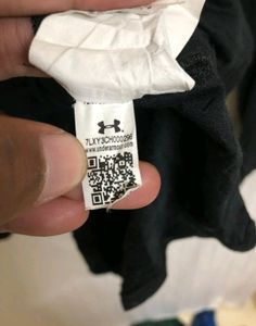 Under Armour Black Long Sleeve T Shirt