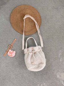 Mini Fur Bucket Bag 🥰