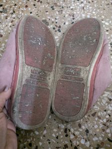 Pink Warm Slippers In 5:5 Size For Women