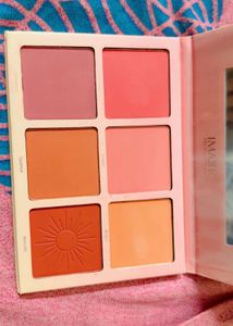 Touch Blush Palette