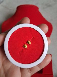 Heart Stud Earrings Gold