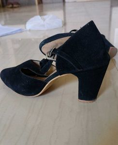 Heels Black