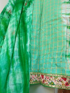 Green Kurti + duppata pair