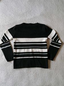 Black And White Top