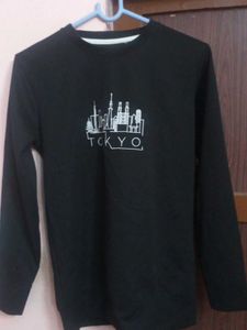 Tokyo Graphic Sweatshirt