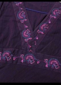 Embroidered V-Neck Long Sleeve Top